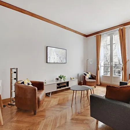 Appt Parisien 2bdr 4 P Long Balcony - Auteuil Paříž